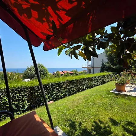 дар Pensión Sozopol